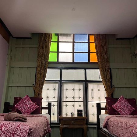 Tamarind Guesthouse Phra Nakhon Si Ayutthaya Esterno foto