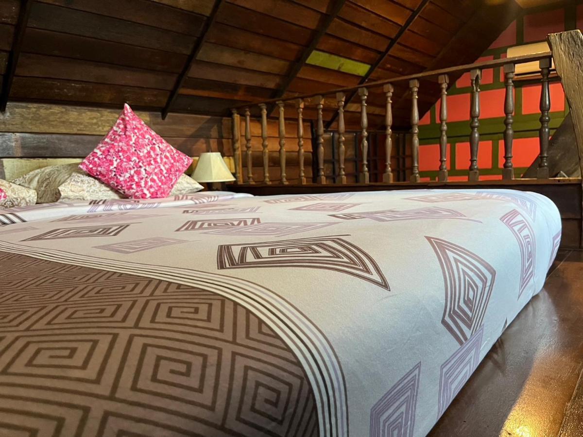 Tamarind Guesthouse Phra Nakhon Si Ayutthaya Esterno foto